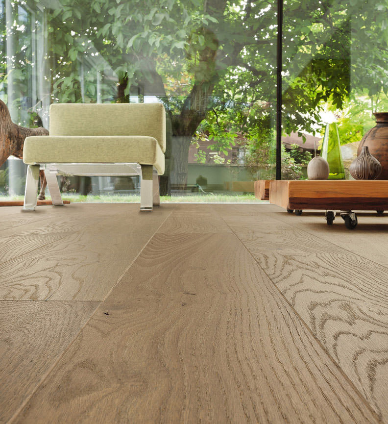 Parkett LA 4V Eiche Puro stone Sauvage struk  Int01