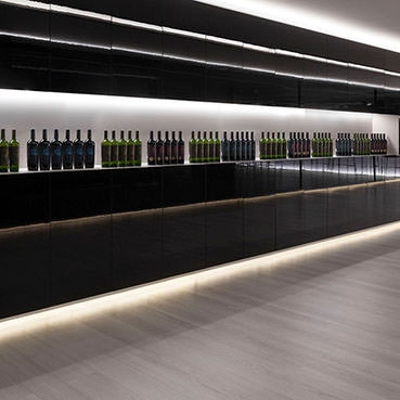 Elegant design, noble wines and an exquisite laminate floor from HARO