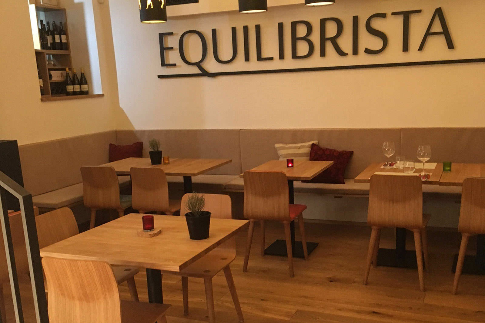 Restaurant Equilibrista offers Ligurian cuisine and the finest wines in the Czech capital