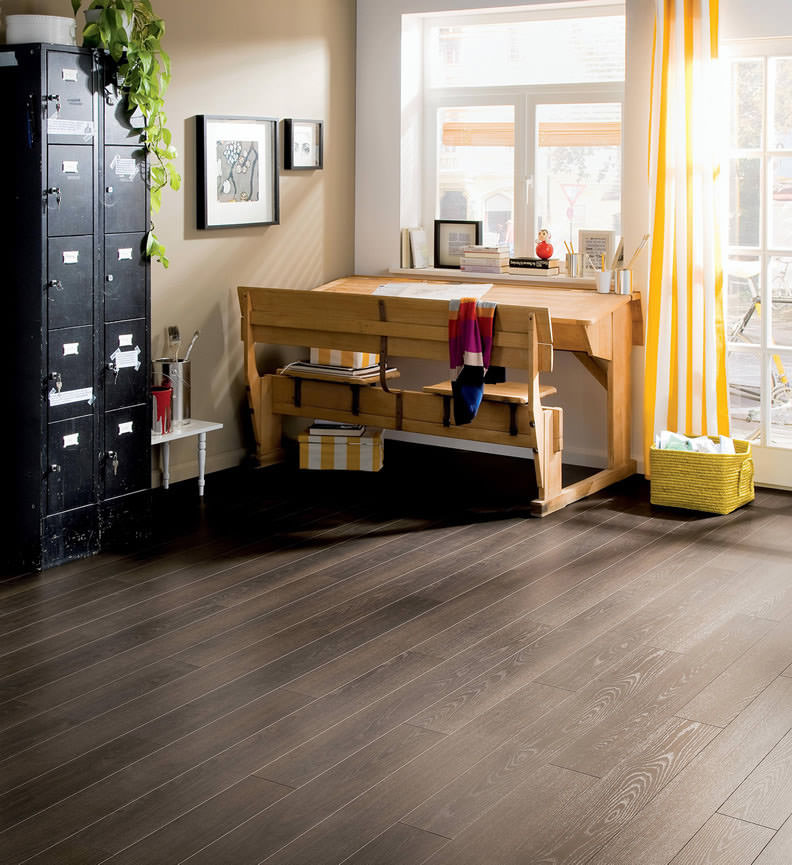 Laminat Loft 4V Raeuchereiche achat 535374 Int01