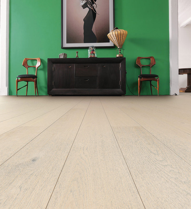 Parkett LA 4V Eiche Puro ice Markant struk  Int01