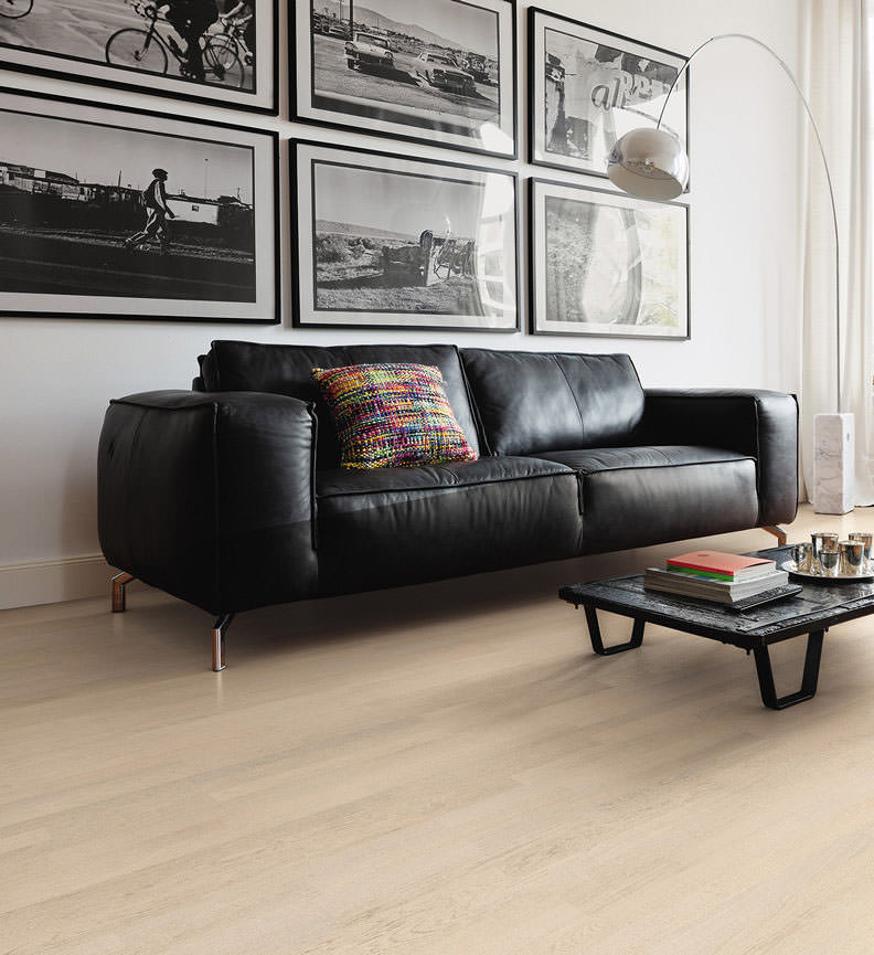 Parkett SB Eiche Puro ice Trend struk  Int01 ohne Stuhl