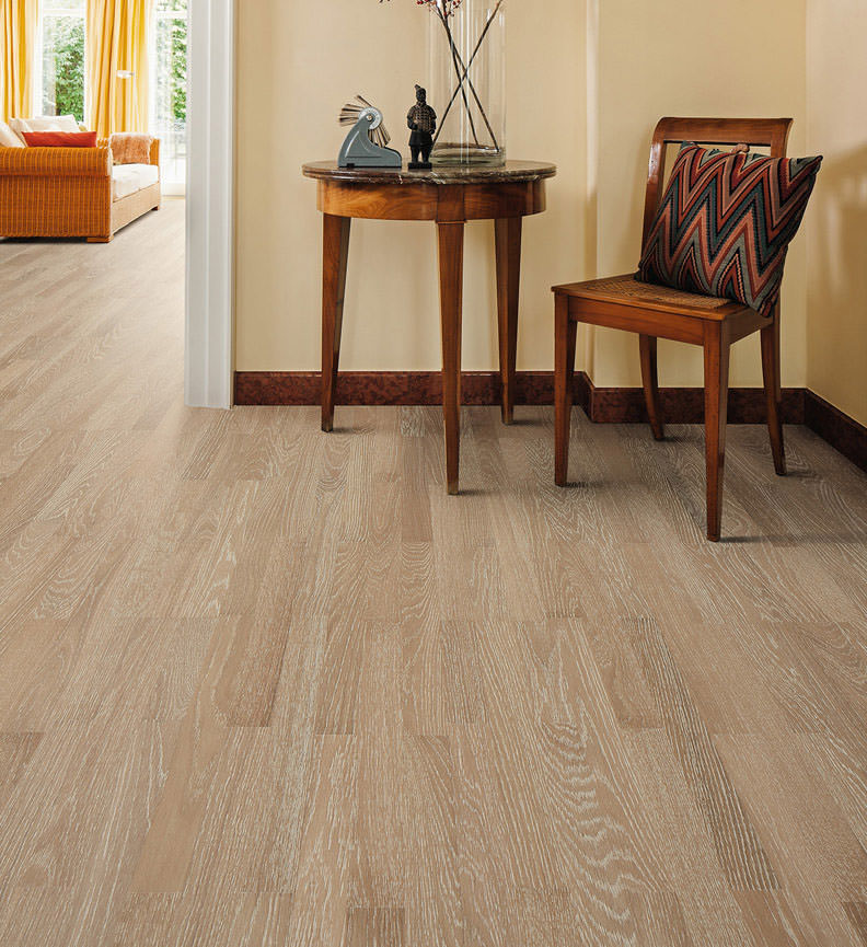 Parkett SB Eiche rauchweiss gekalkt Tundra struk  Int01