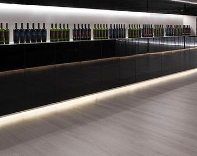 Elegant design, noble wines and an exquisite laminate floor from HARO